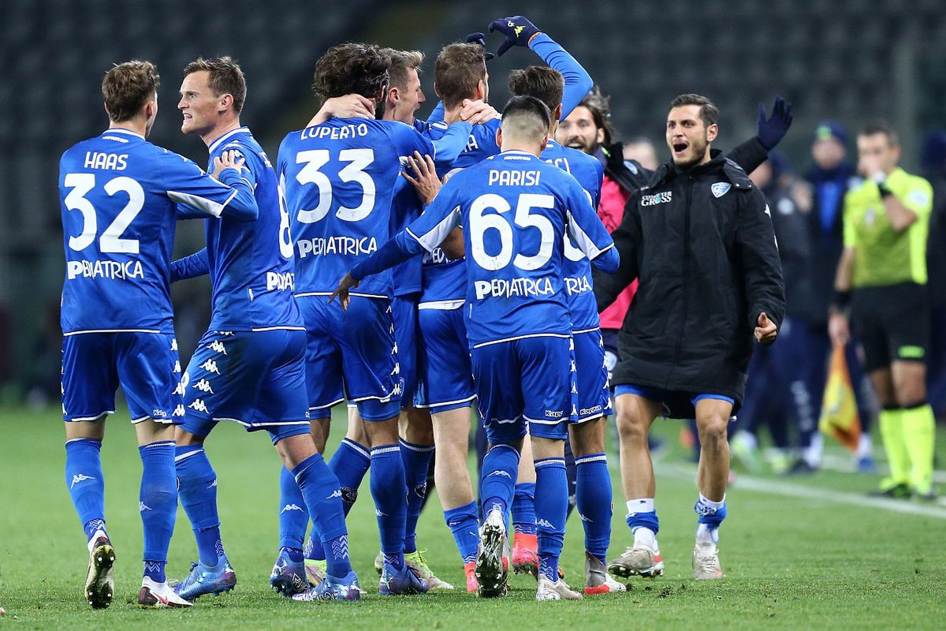 于AC米兰 于AC米兰