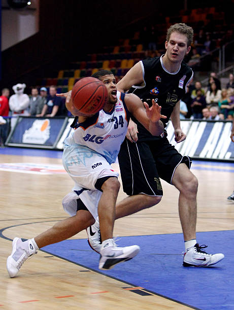 的崛起对拜 的崛起对拜