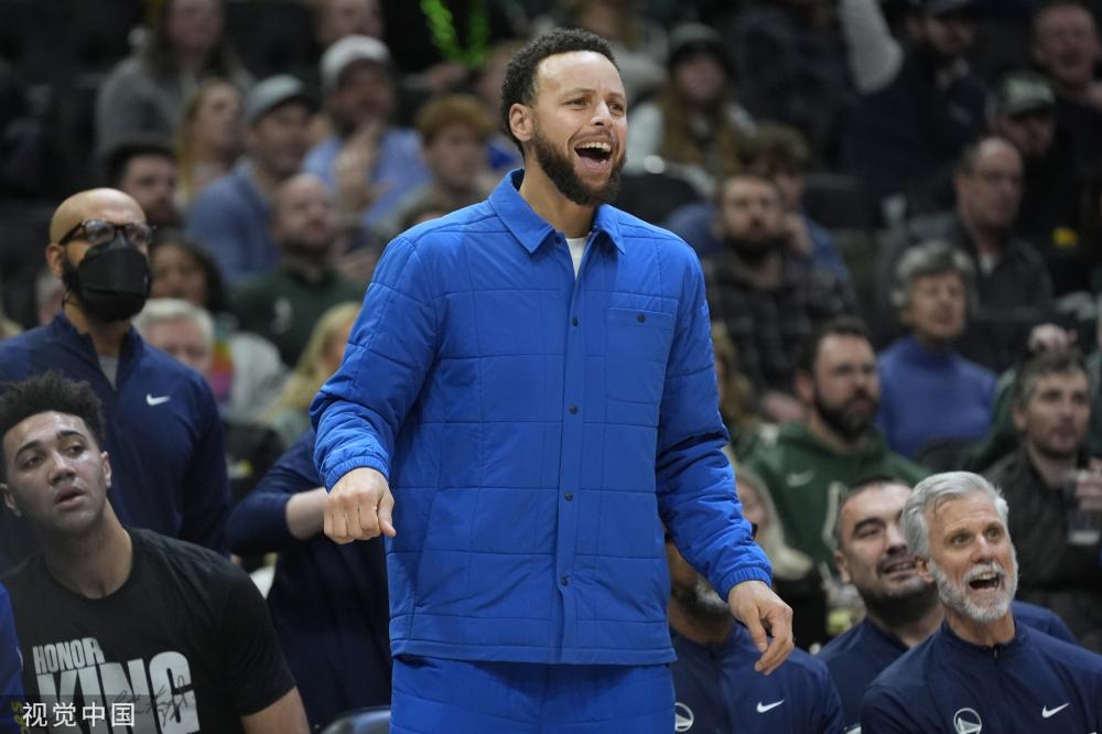 社交媒体上 社交媒体上